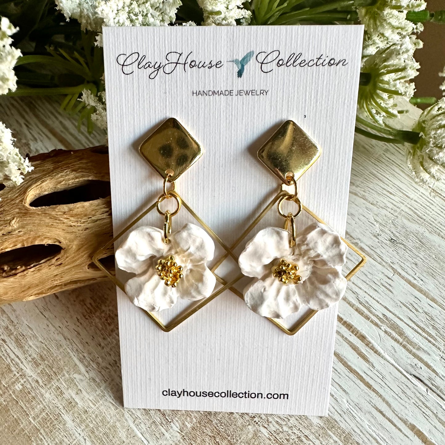 White Flower Gold Square Stud Earrings